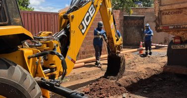 Expansão do saneamento leva novas frentes de obras a sete bairros em Campo Grande