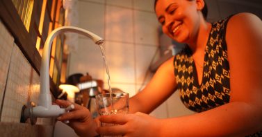 Eficiência operacional e tecnologia garantem segurança no abastecimento de água no período de férias